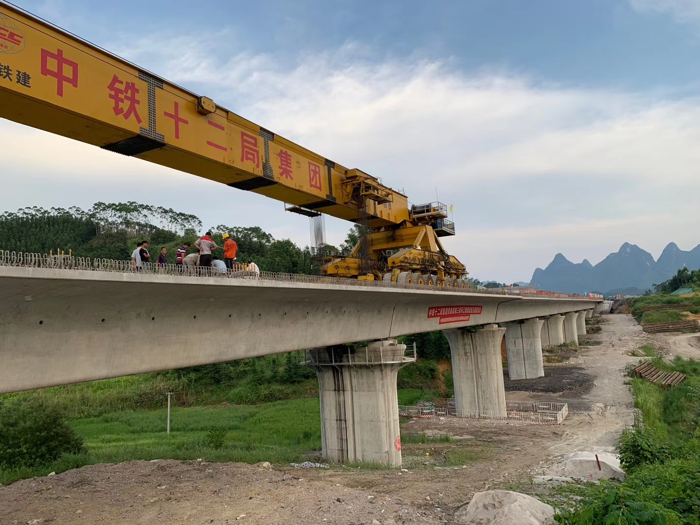 襄城预应力加固在公路桥梁施工应用